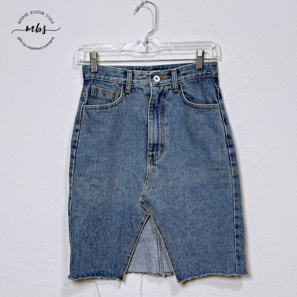 Layla Front Slit Denim Mini Skirt Raw Hem High Waisted‎ Blue Women S